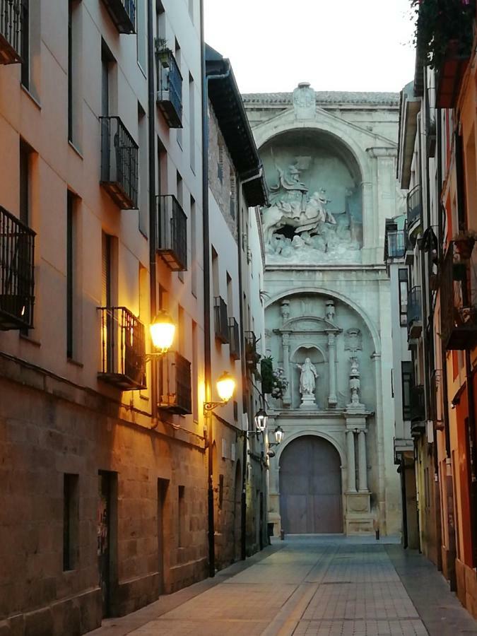 Apartamento Turistico Santiago ログローニョ エクステリア 写真
